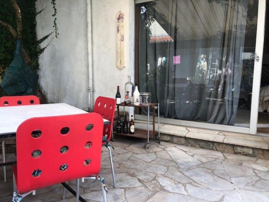Loft La Perriere, Un Oasis En Pleine Ville Cholet Exterior foto